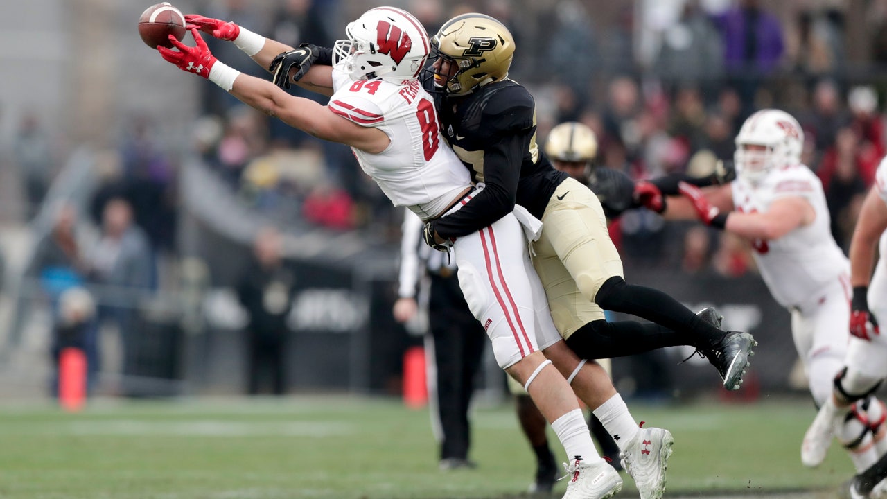 Wisconsin celebrates Taylor-made OT victory at Purdue